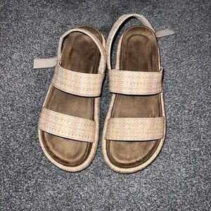 Pierre Dumas Sandals